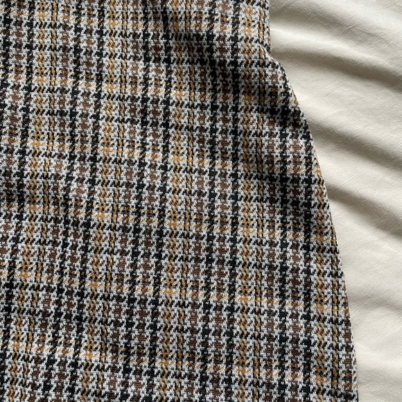 Suzy Shier Plaid Mini Skirt - Picture 6 of 7